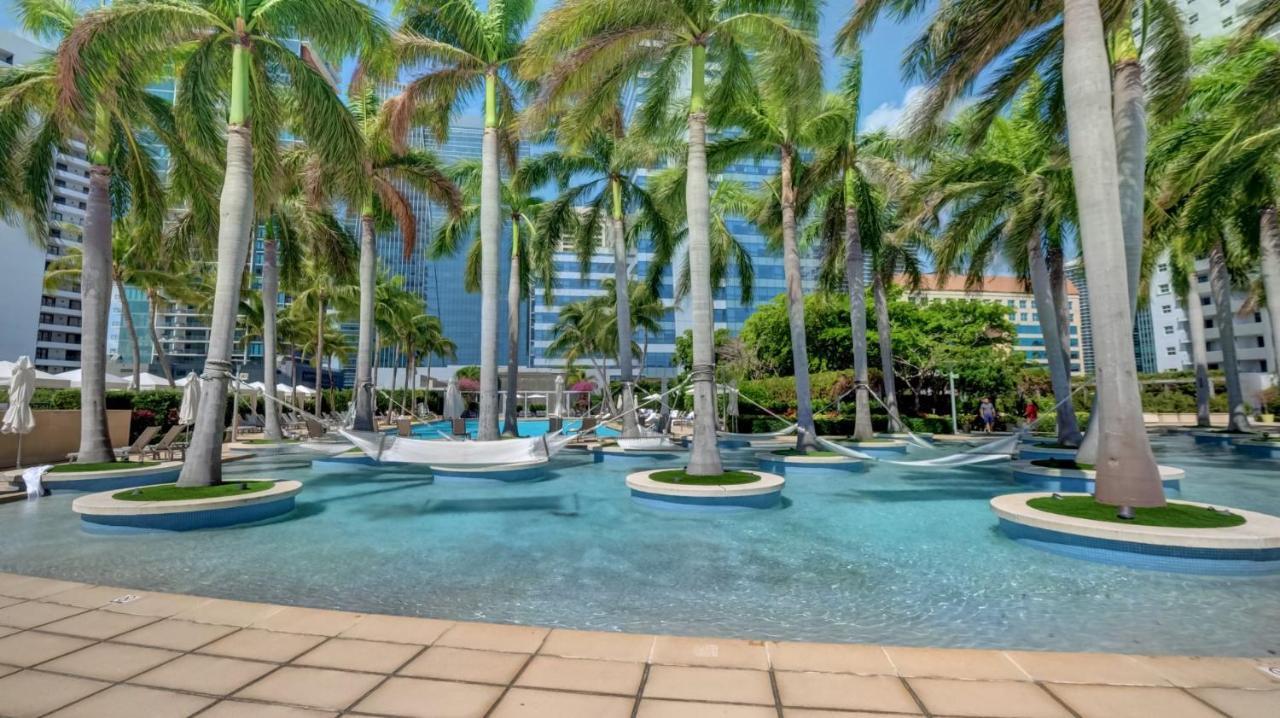 Spacious 2 Bedroom 2 Bath & Studio Suites In The Four Seasons Hotel Miami High Floors Exteriör bild