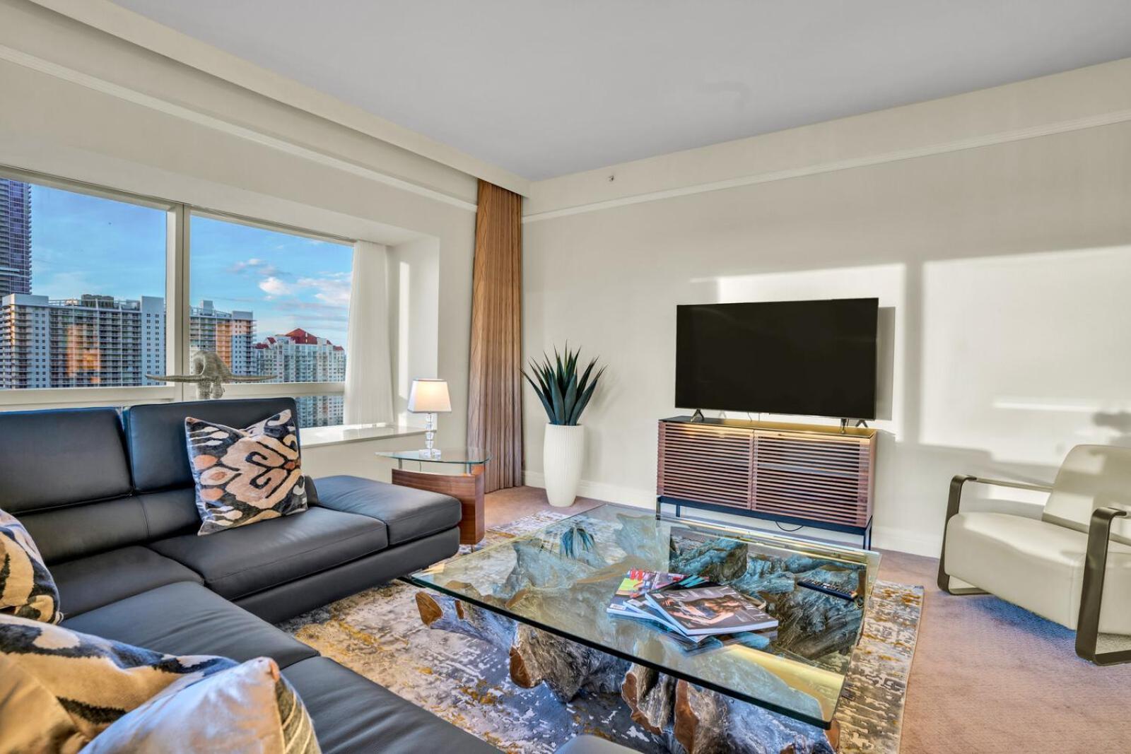 2 Bedroom Or King Studio Suites Four Seasons Hotel Miami Free Wi-Fi & Free Parking Exteriör bild