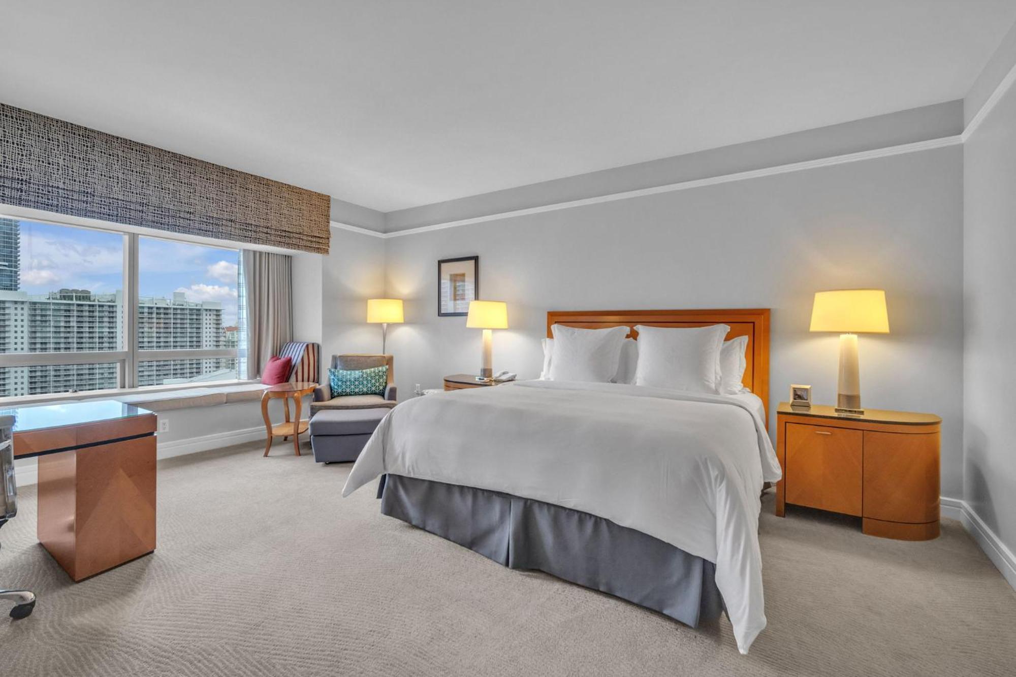 2 Bedroom Or King Studio Suites Four Seasons Hotel Miami Free Wi-Fi & Free Parking Rum bild
