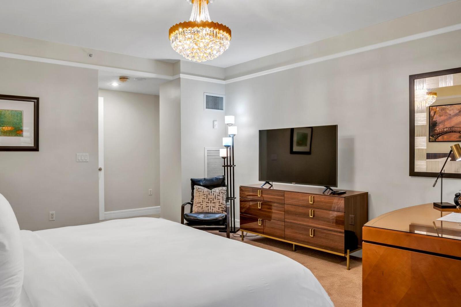 2 Bedroom Or King Studio Suites Four Seasons Hotel Miami Free Wi-Fi & Free Parking Rum bild