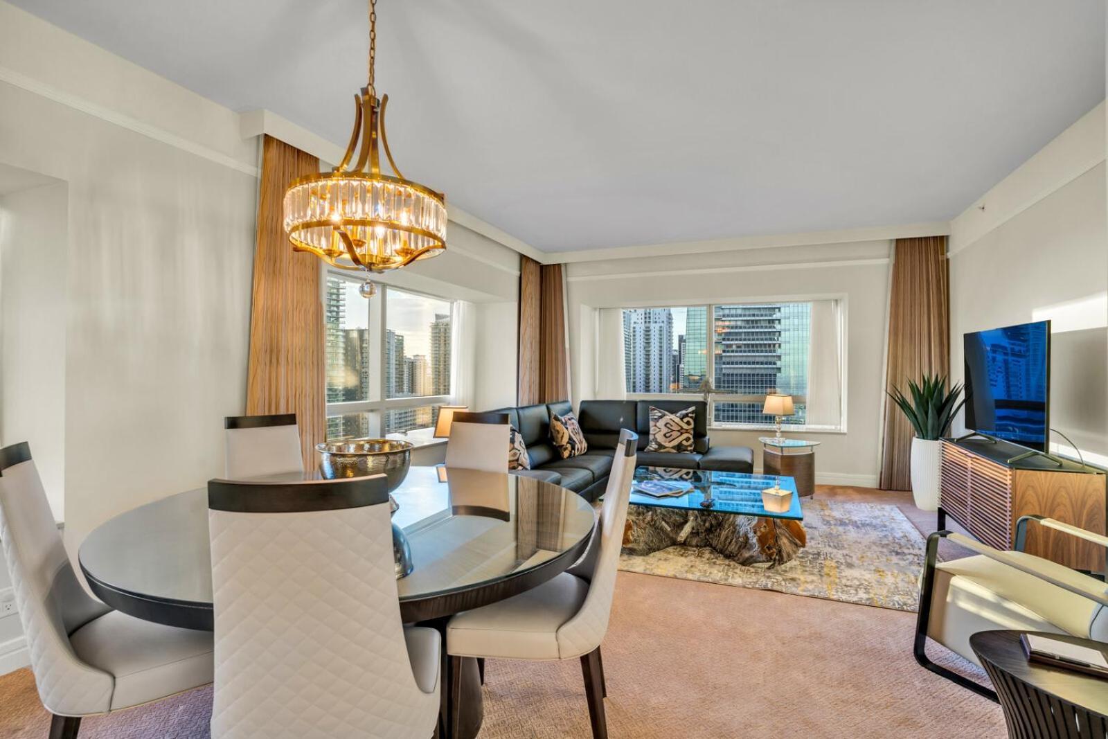 2 Bedroom Or King Studio Suites Four Seasons Hotel Miami Free Wi-Fi & Free Parking Rum bild